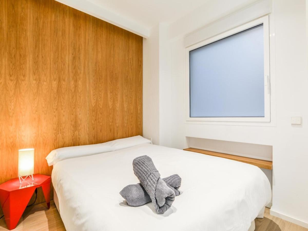 Apartamento Reformado En La Calle Pez Alquiler Temporal Madrid Bagian luar foto